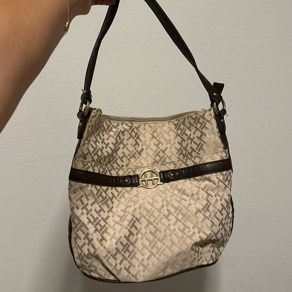 Tommy Hilfiger bag